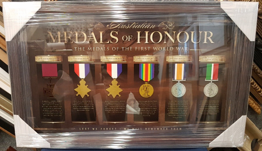 MEDALS OF HONOUR WW1 LTD ED PRINT - Heroes Framing & Memorabilia