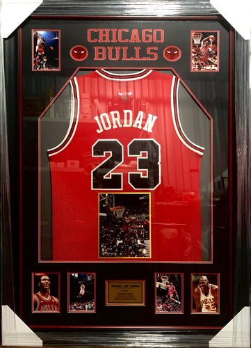 MICHAEL JORDAN BULL JERSEY WITH SIGNED AIR PHOTO - Heroes Framing & Memorabilia